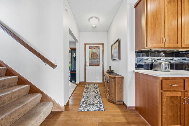 5120 Parker Circle, Robbinsdale, MN 55422
