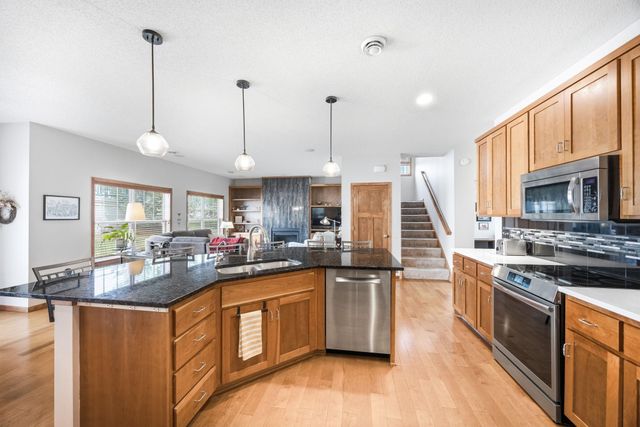 5120 Parker Circle, Robbinsdale, MN 55422
