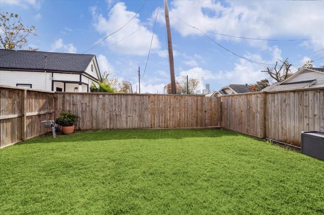 822 Morris Street, Houston, TX 77009