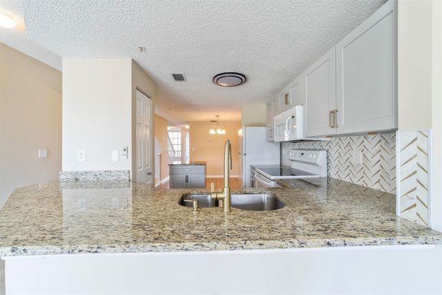 4000 Grande Vista Blvd 15-130, St Augustine, FL 32084