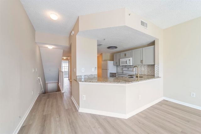 4000 Grande Vista Blvd 15-130, St Augustine, FL 32084