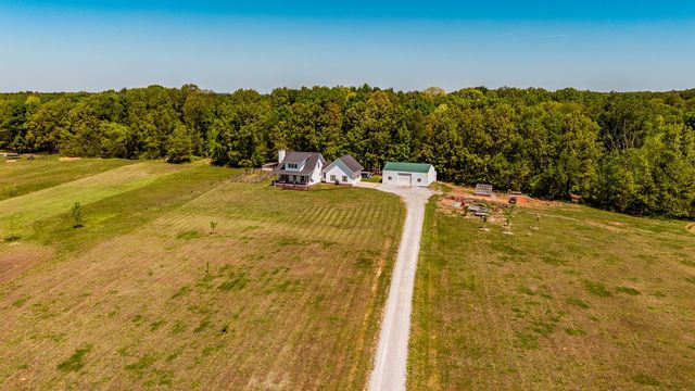 237 Lear Rd, Portland, TN 37148