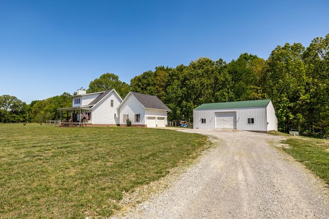237 Lear Rd, Portland, TN 37148