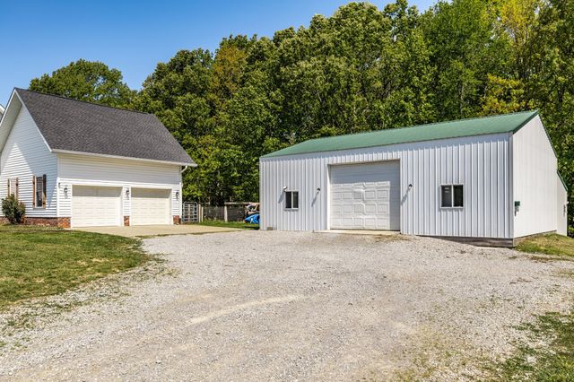 237 Lear Rd, Portland, TN 37148