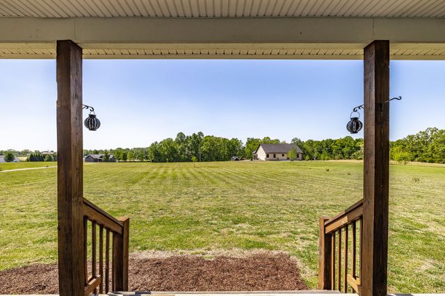 237 Lear Rd, Portland, TN 37148