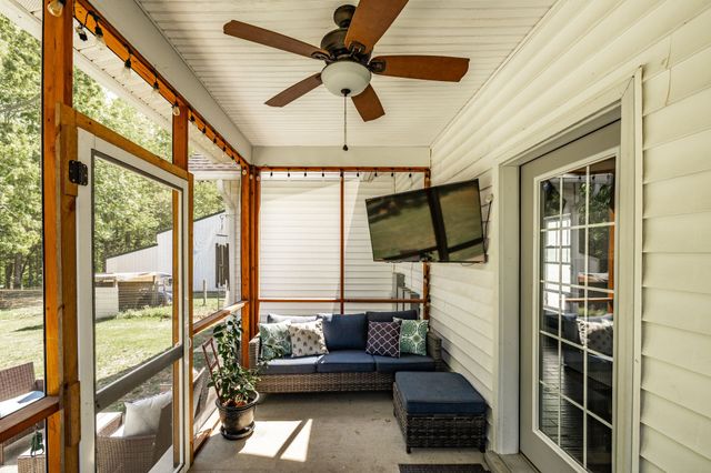237 Lear Rd, Portland, TN 37148