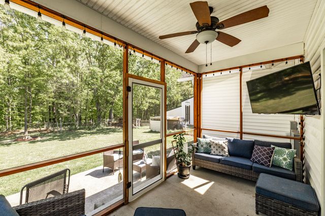 237 Lear Rd, Portland, TN 37148