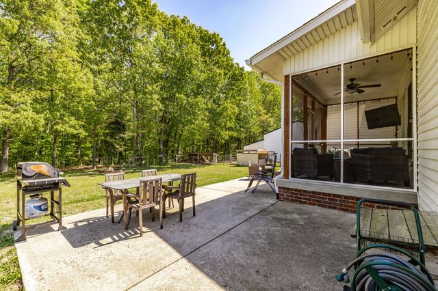 237 Lear Rd, Portland, TN 37148
