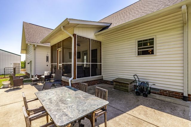 237 Lear Rd, Portland, TN 37148