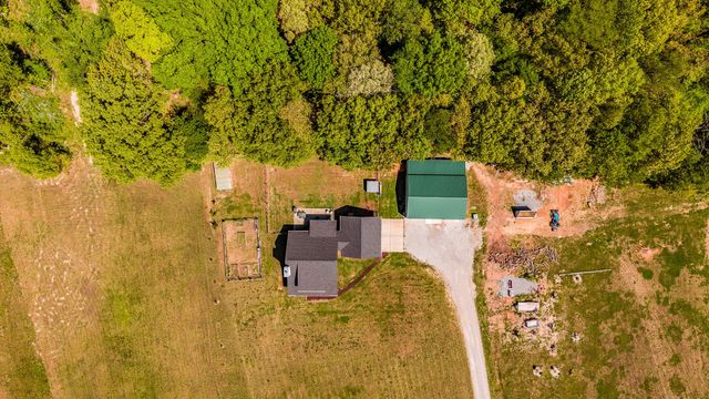 237 Lear Rd, Portland, TN 37148