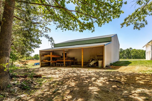 237 Lear Rd, Portland, TN 37148