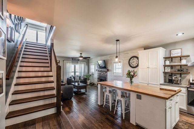 237 Lear Rd, Portland, TN 37148