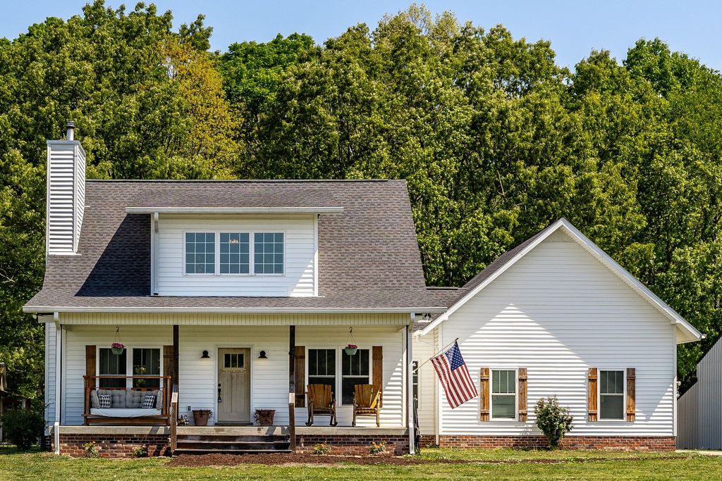 237 Lear Rd, Portland, TN 37148