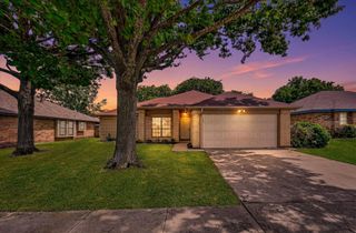 925 Larue Drive, Cedar Hill, TX 75104