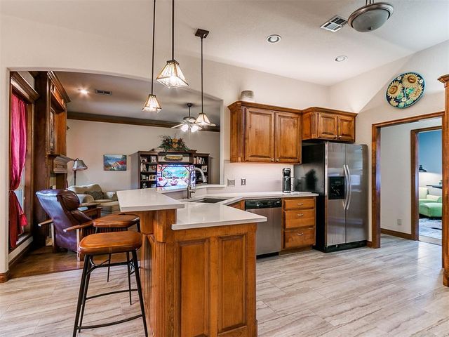 2116 Bates Way, Norman, OK 73071