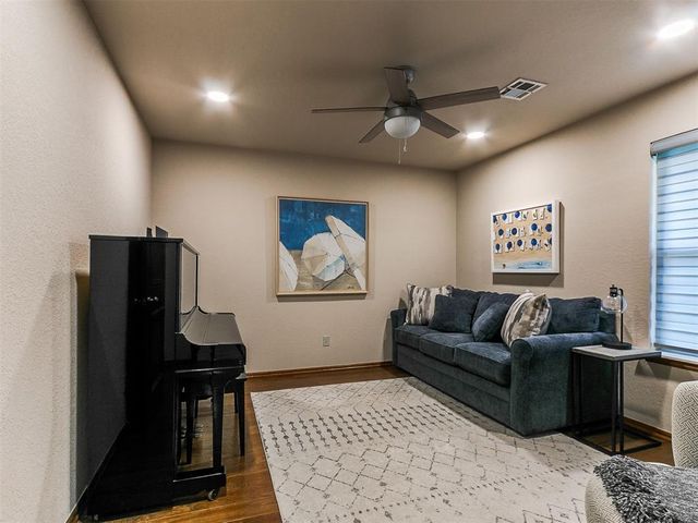 2116 Bates Way, Norman, OK 73071