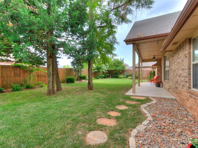 2116 Bates Way, Norman, OK 73071