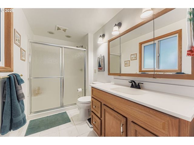 5035 Sw 184TH Ave, Beaverton, OR 97078