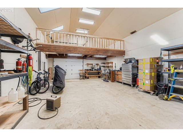 5035 Sw 184TH Ave, Beaverton, OR 97078