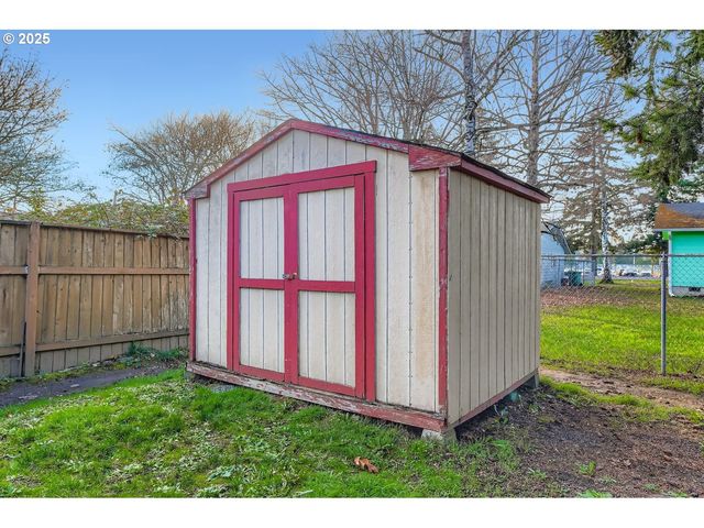 5035 Sw 184TH Ave, Beaverton, OR 97078