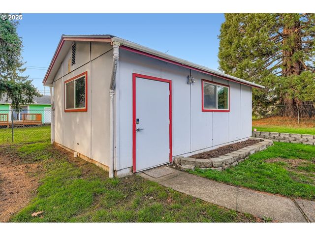 5035 Sw 184TH Ave, Beaverton, OR 97078