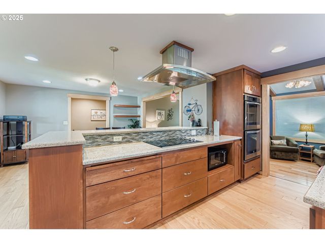 5035 Sw 184TH Ave, Beaverton, OR 97078