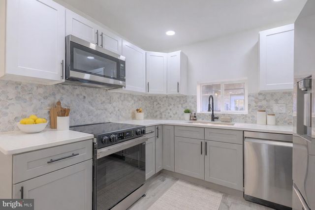 313 W PORTER ST, Philadelphia, PA 19148