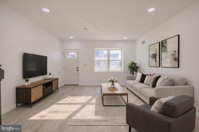 313 W PORTER ST, Philadelphia, PA 19148