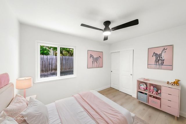 909 Regatta Dr, Sacramento, CA 95833