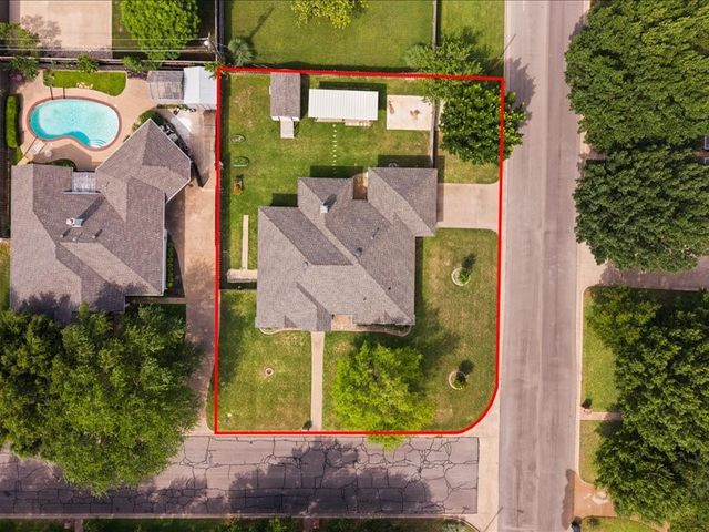 700 Brandon Drive, Cleburne, TX 76033