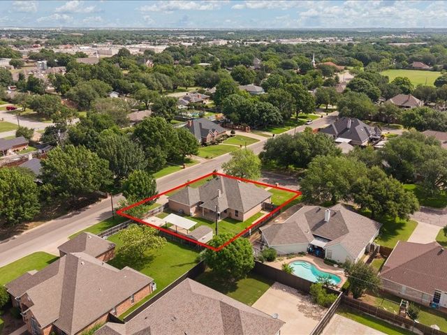 700 Brandon Drive, Cleburne, TX 76033