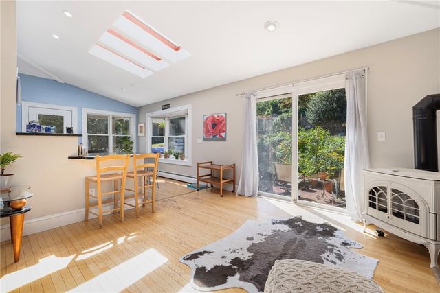 29 Valentine Circle, Warwick, RI 02886