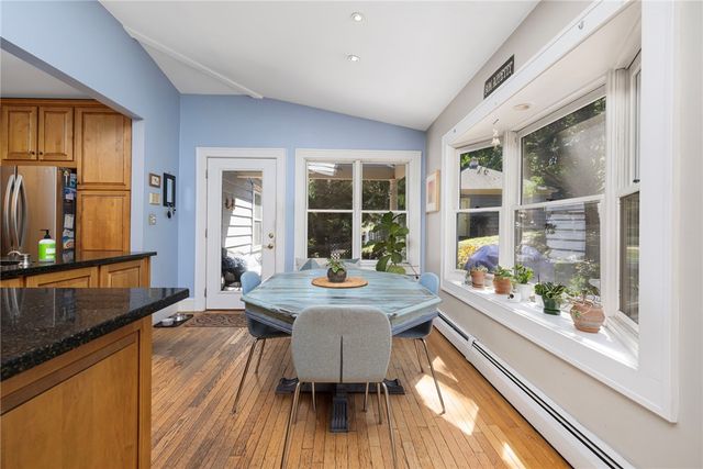 29 Valentine Circle, Warwick, RI 02886