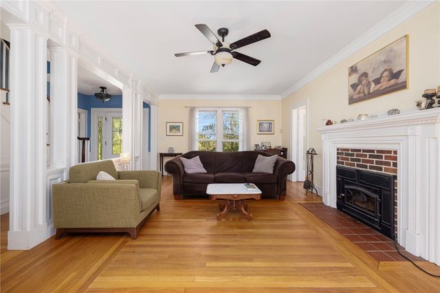 29 Valentine Circle, Warwick, RI 02886