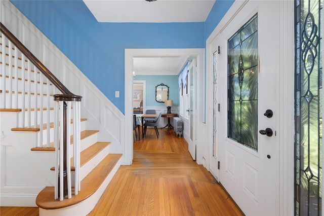 29 Valentine Circle, Warwick, RI 02886