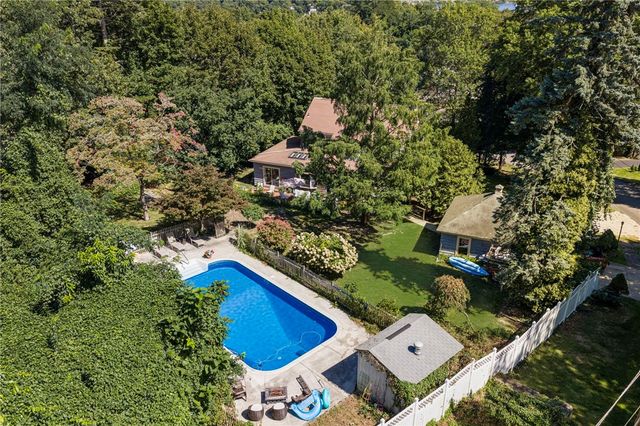 29 Valentine Circle, Warwick, RI 02886