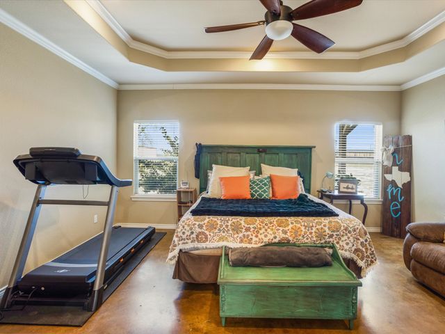 169 Sears Road, Bells, TX 75414