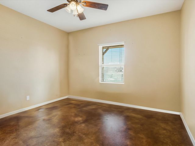 169 Sears Road, Bells, TX 75414