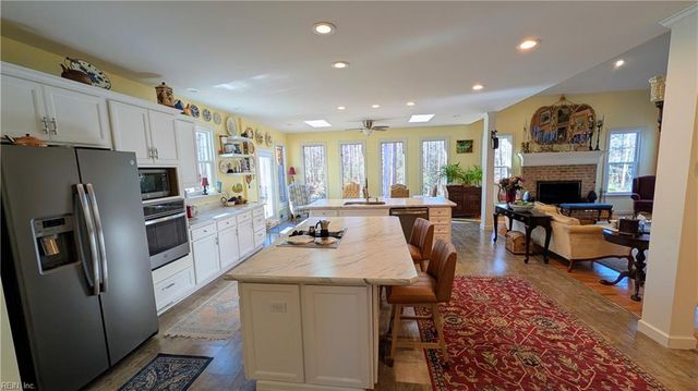 2425 W Miller RD, Toano, VA 23168