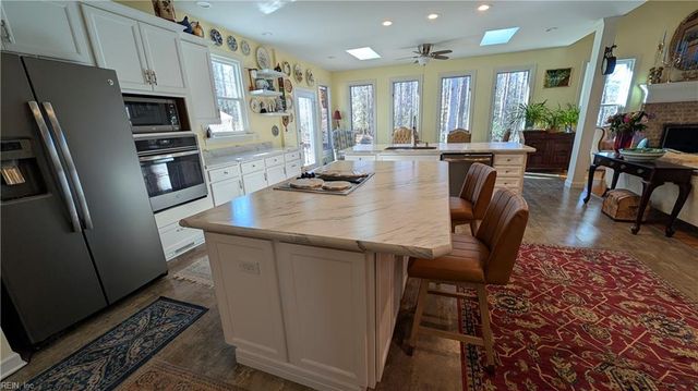 2425 W Miller RD, Toano, VA 23168