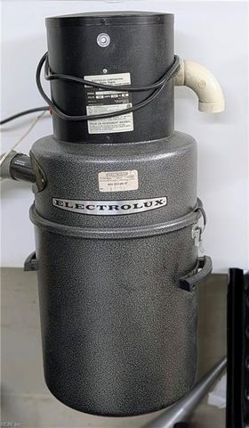 2425 W Miller RD, Toano, VA 23168