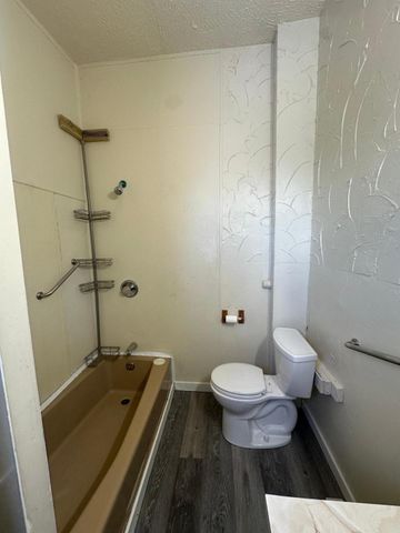 836 Western Avenue, Toledo, OH 43609