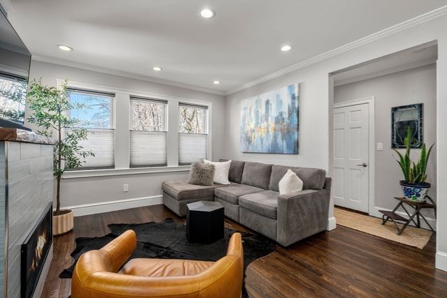 73-75 Lenoxdale Ave 1, Boston, MA 02124