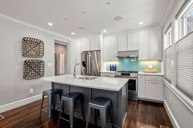 73-75 Lenoxdale Ave 1, Boston, MA 02124