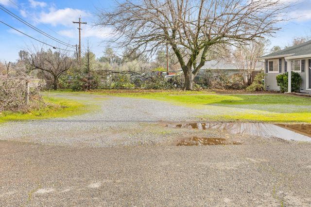 6973 Happy Valley Road, Anderson, CA 96007