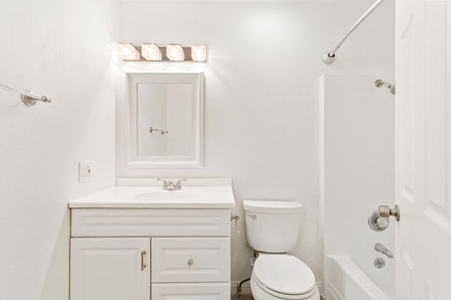 6973 Happy Valley Road, Anderson, CA 96007