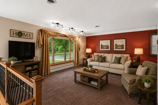 2728 5th Avenue E, North Saint Paul, MN 55109