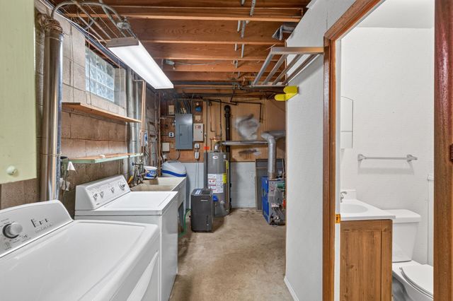 2728 5th Avenue E, North Saint Paul, MN 55109
