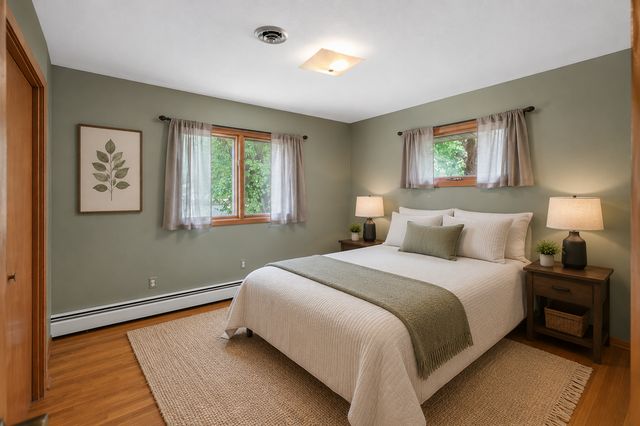2728 5th Avenue E, North Saint Paul, MN 55109