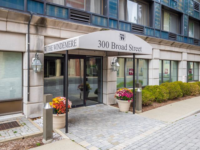 300 Broad Street 107, Stamford, CT 06902